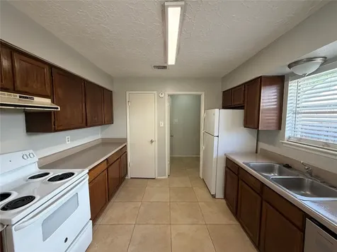 2815 Fir Crest Court Stafford TX 77477