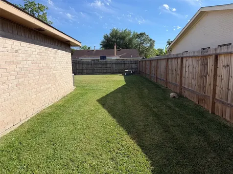 2815 Fir Crest Court Stafford TX 77477