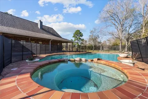 17325 Mclean Road Cr104 Pearland TX 77584