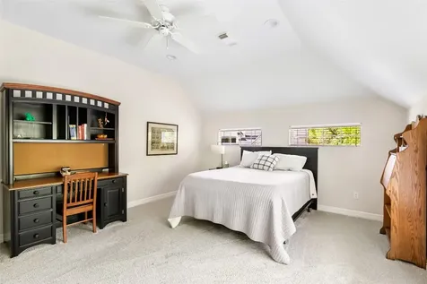 6123 Soaring Pine Court Kingwood TX 77345