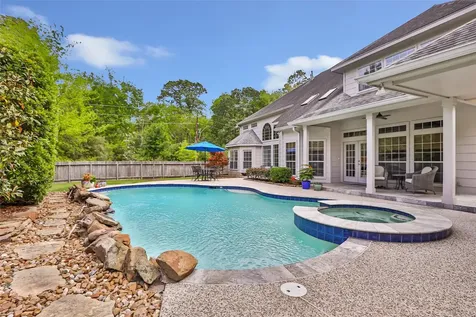 6123 Soaring Pine Court Kingwood TX 77345