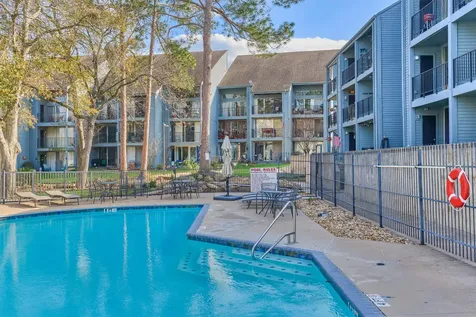 12500 Melville Drive 320b Montgomery TX 77356