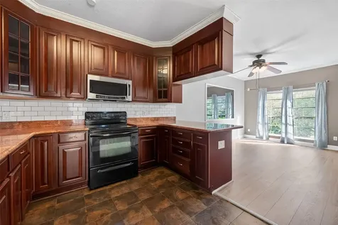 2100 Tanglewilde Street 51 Houston TX 77063