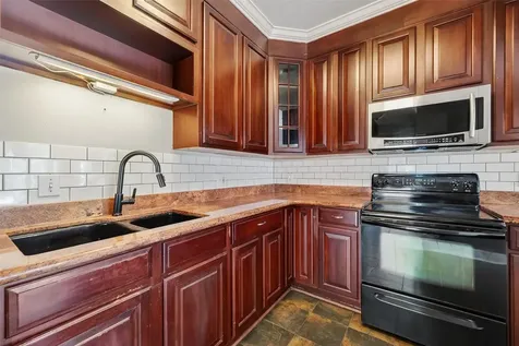 2100 Tanglewilde Street 51 Houston TX 77063
