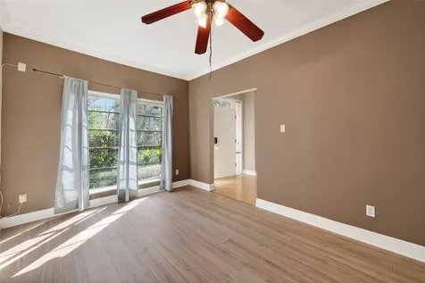 2100 Tanglewilde Street 51 Houston TX 77063