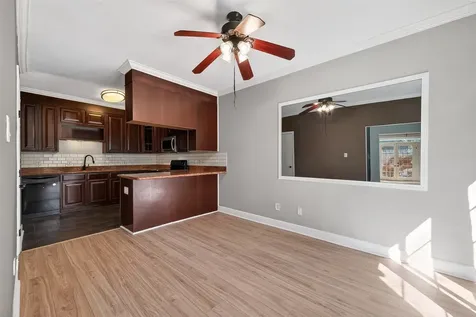 2100 Tanglewilde Street 51 Houston TX 77063