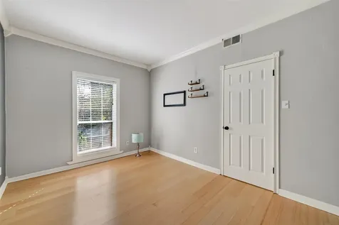 2100 Tanglewilde Street 51 Houston TX 77063
