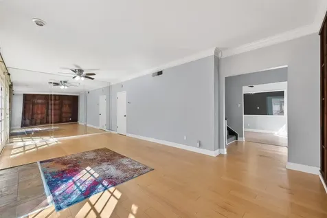 2100 Tanglewilde Street 51 Houston TX 77063