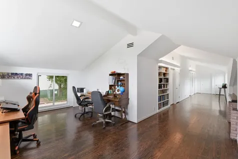 4603 Ivanhoe Street Houston TX 77027