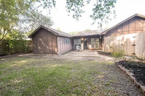 6235 Navajo Trail Beaumont TX 77708