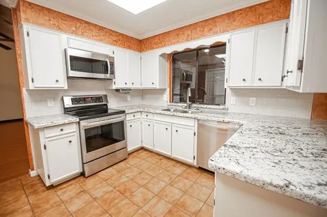 6235 Navajo Trail Beaumont TX 77708