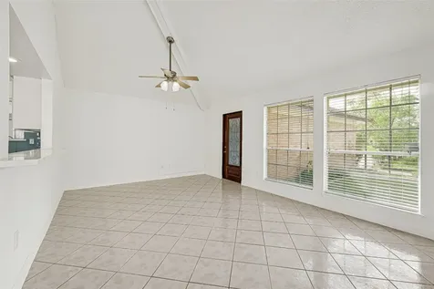 9208 Carousel Lane Houston TX 77080