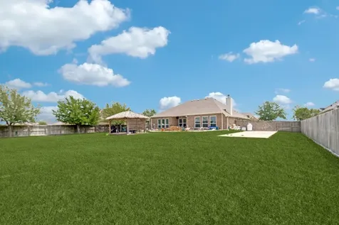 11219 Kings Point Boulevard Mont Belvieu TX 77535