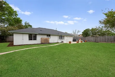1426 Freedonia Drive Houston TX 77055