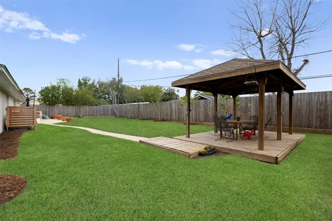 1426 Freedonia Drive Houston TX 77055