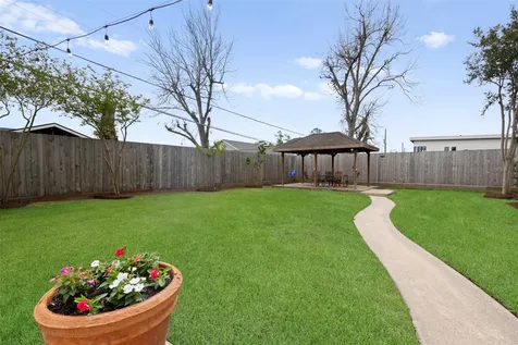 1426 Freedonia Drive Houston TX 77055