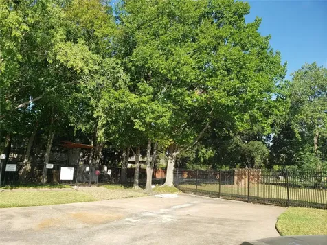 11710 Southlake Drive 29 Houston TX 77077