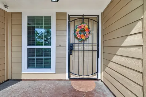 1327 Padstow Lane Channelview TX 77530
