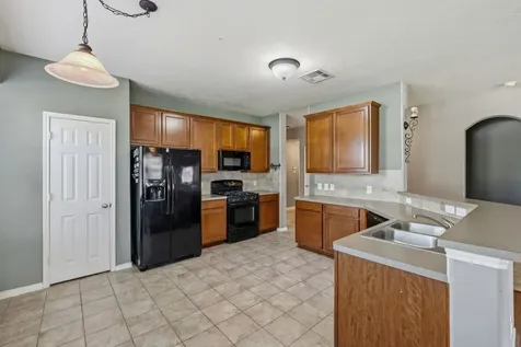 5002 Creekside Avenue Baytown TX 77523