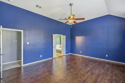 5002 Creekside Avenue Baytown TX 77523