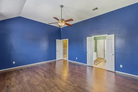 5002 Creekside Avenue Baytown TX 77523