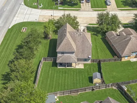 5002 Creekside Avenue Baytown TX 77523