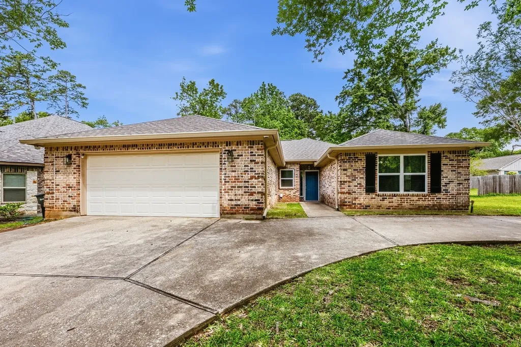 310 Augusta Drive Huntsville TX 77340