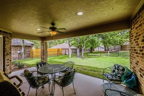 310 Augusta Drive Huntsville TX 77340