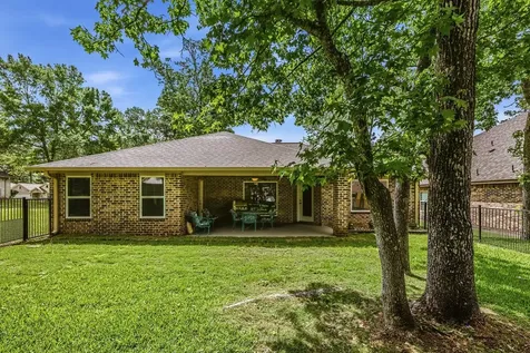 310 Augusta Drive Huntsville TX 77340