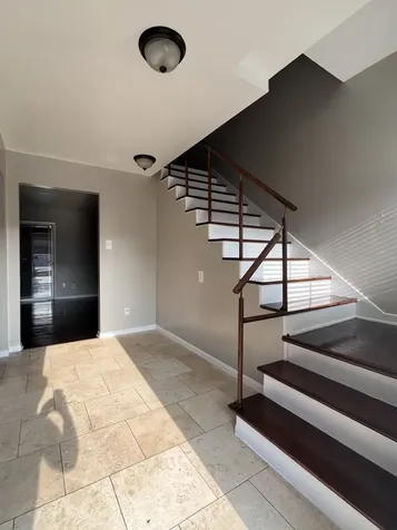5123 Del Monte Drive 7 Houston TX 77056