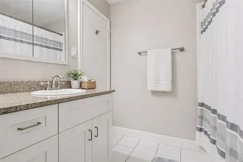 8518 Pool Creek Drive Houston TX 77095