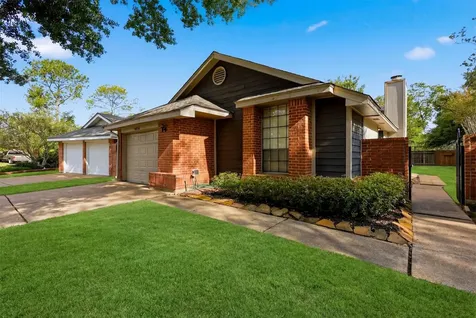 8518 Pool Creek Drive Houston TX 77095