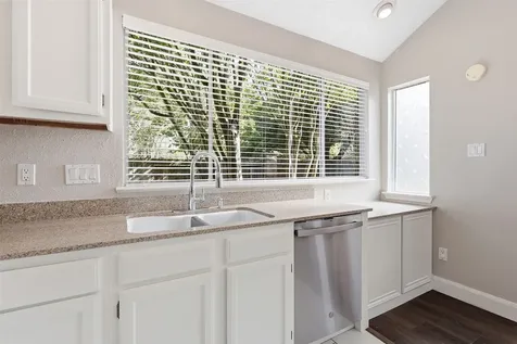 8518 Pool Creek Drive Houston TX 77095