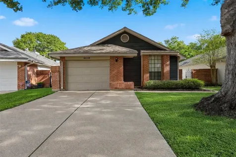 8518 Pool Creek Drive Houston TX 77095