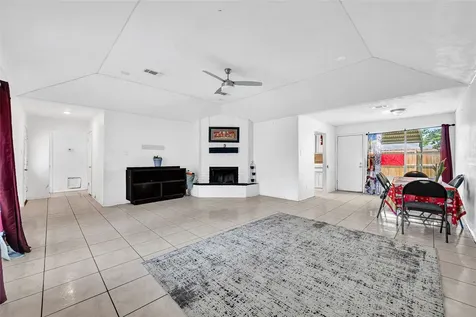 2743 Winter Park Court Houston TX 77067