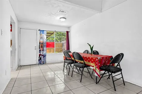 2743 Winter Park Court Houston TX 77067