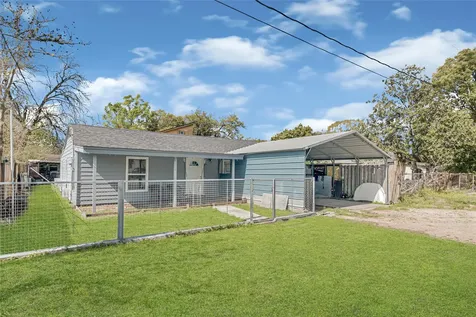 4110 Fuqua Street Bacliff TX 77518