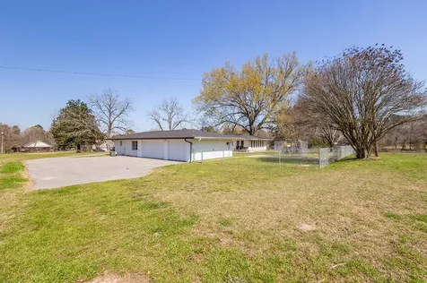 2122 Paul Avenue Lufkin TX 75901