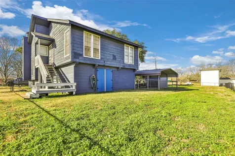 61 S Hilltop Street Point Blank TX 77364
