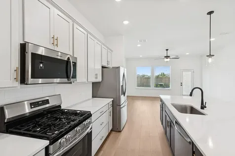 123 Blue River Trail Rosenberg TX 77471
