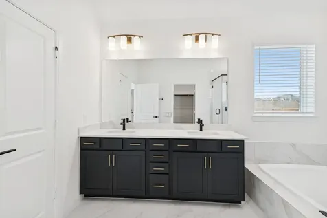 123 Blue River Trail Rosenberg TX 77471
