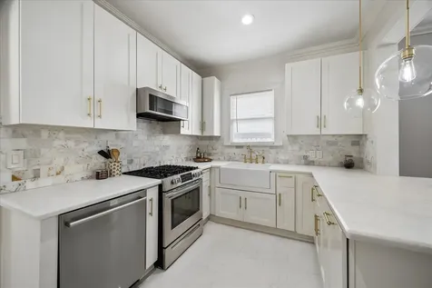 2231 Singleton Street Houston TX 77008