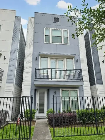 2613 Hutchins Street Houston TX 77004