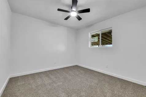 1913 41st Avenue N Texas City TX 77590