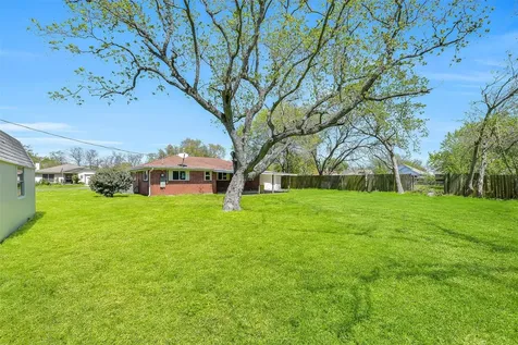 1913 41st Avenue N Texas City TX 77590