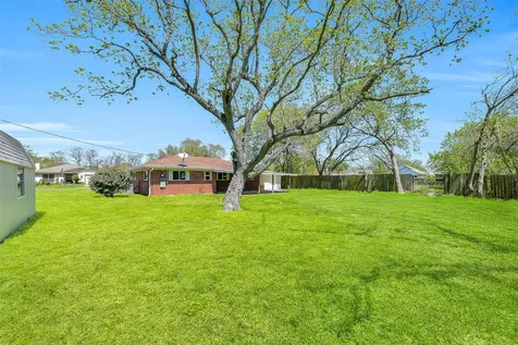 1913 41st Avenue N Texas City TX 77590