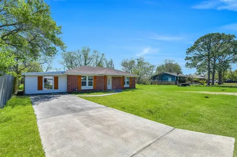 1913 41st Avenue N Texas City TX 77590
