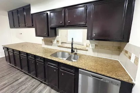 206 Brandywyne Drive Friendswood TX 77546