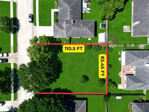 2310 Hartman Drive Sugar Land TX 77478
