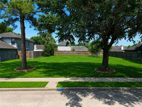 2310 Hartman Drive Sugar Land TX 77478